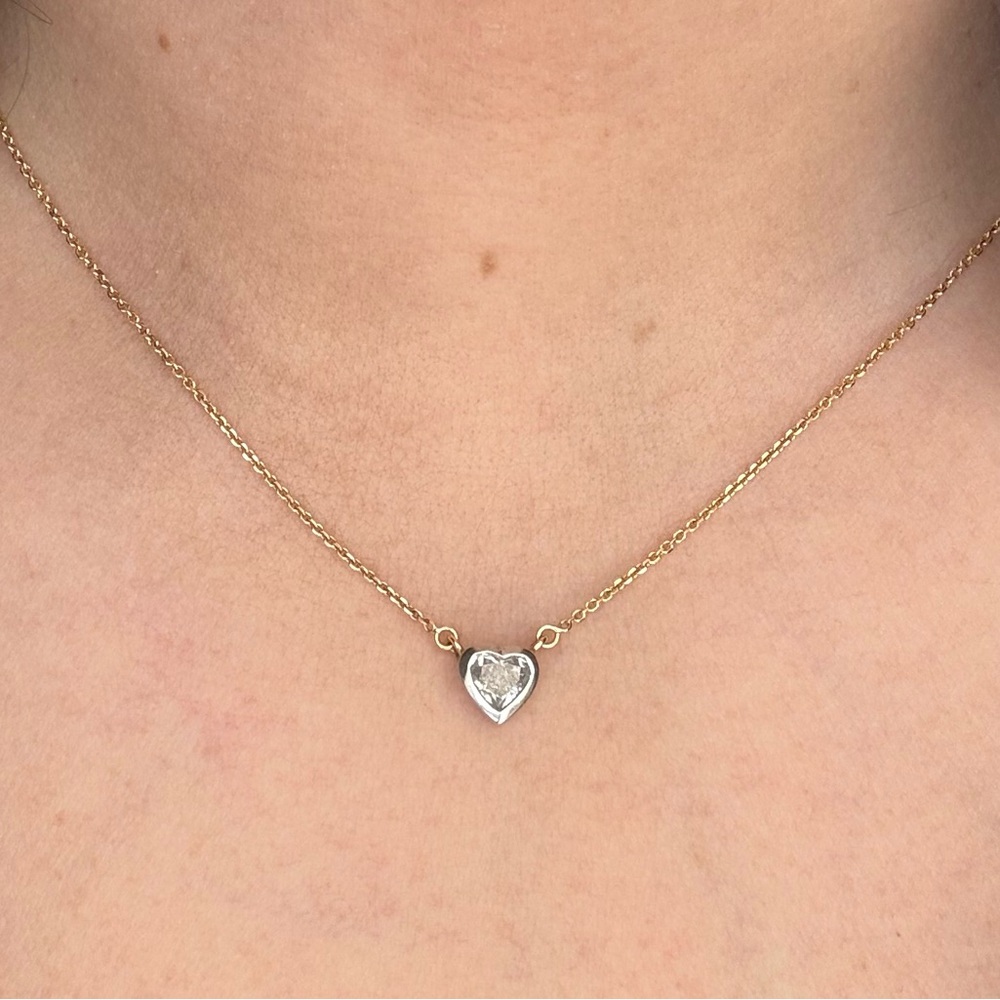 14k Gold Heart Pendant Necklace - Picture 4 of 4